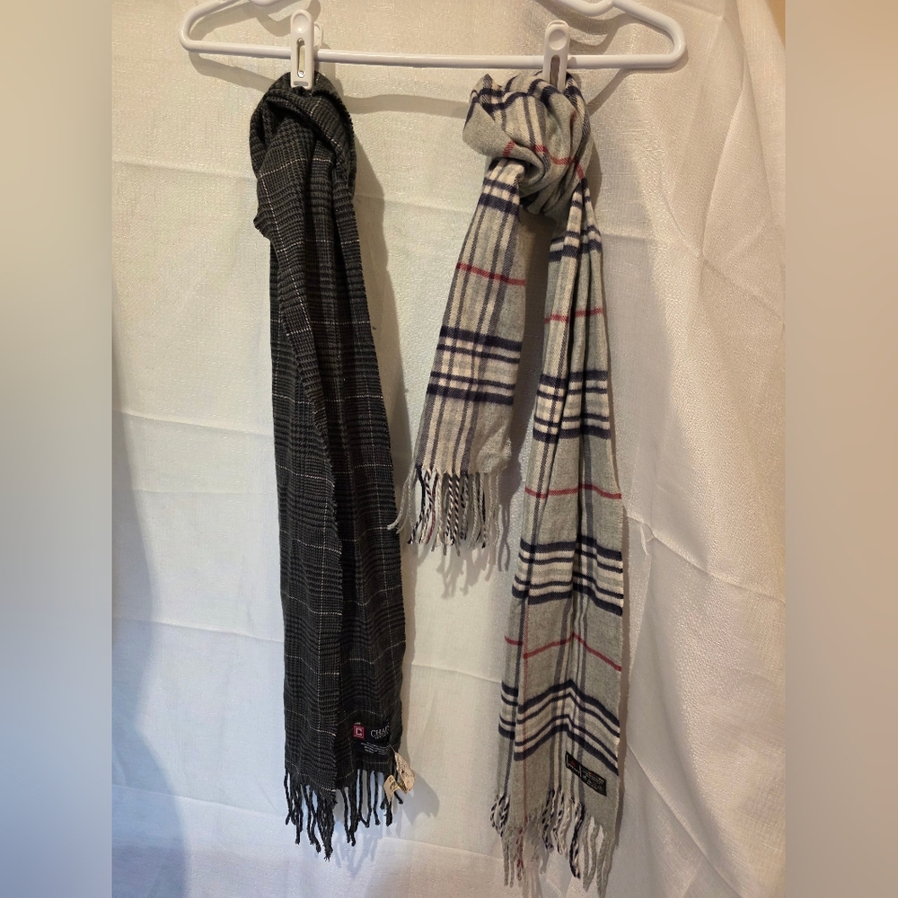 2 Scarves - V. FRAAS (Light Gray) & Chaps (Dark Gray)
